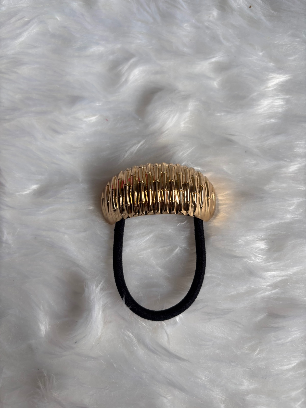 Luxury Golden Metal Hair Band – Anti-Tarnish & Waterproof Rubber Band